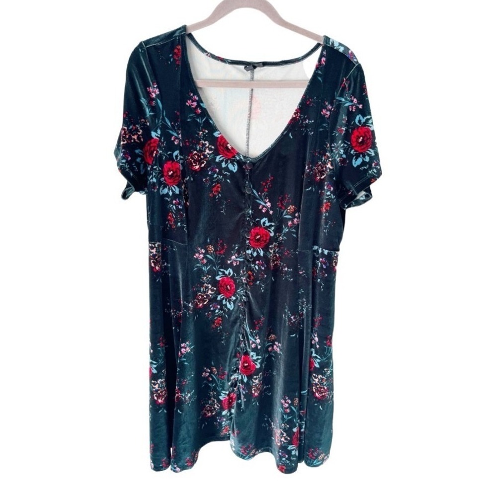 Torrid Green Floral Velvet Skater Mini Dress Size 2X Vamp Fairy Grunge Goth